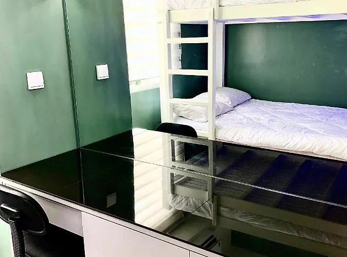 Staycation Condotel South Residences * Manila