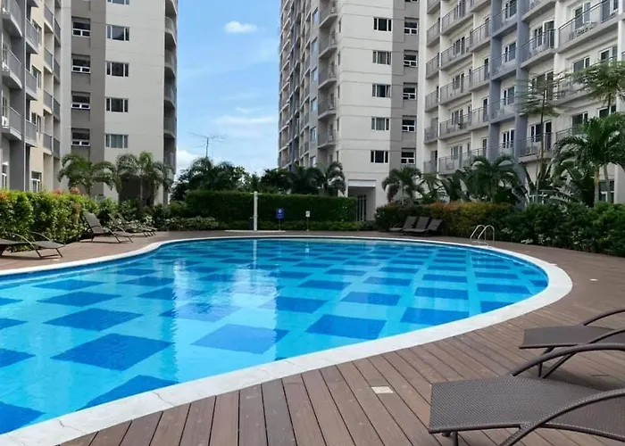 Apartahotel Staycation Condotel South Residences