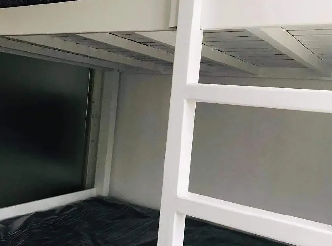 Apartahotel Staycation Condotel South Residences *