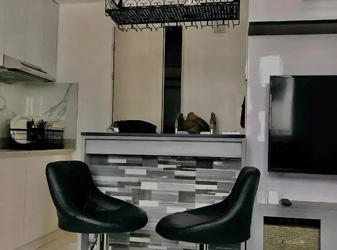 Staycation Condotel South Residences *