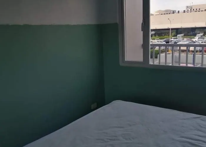 Staycation Condotel South Residences Apartahotel *